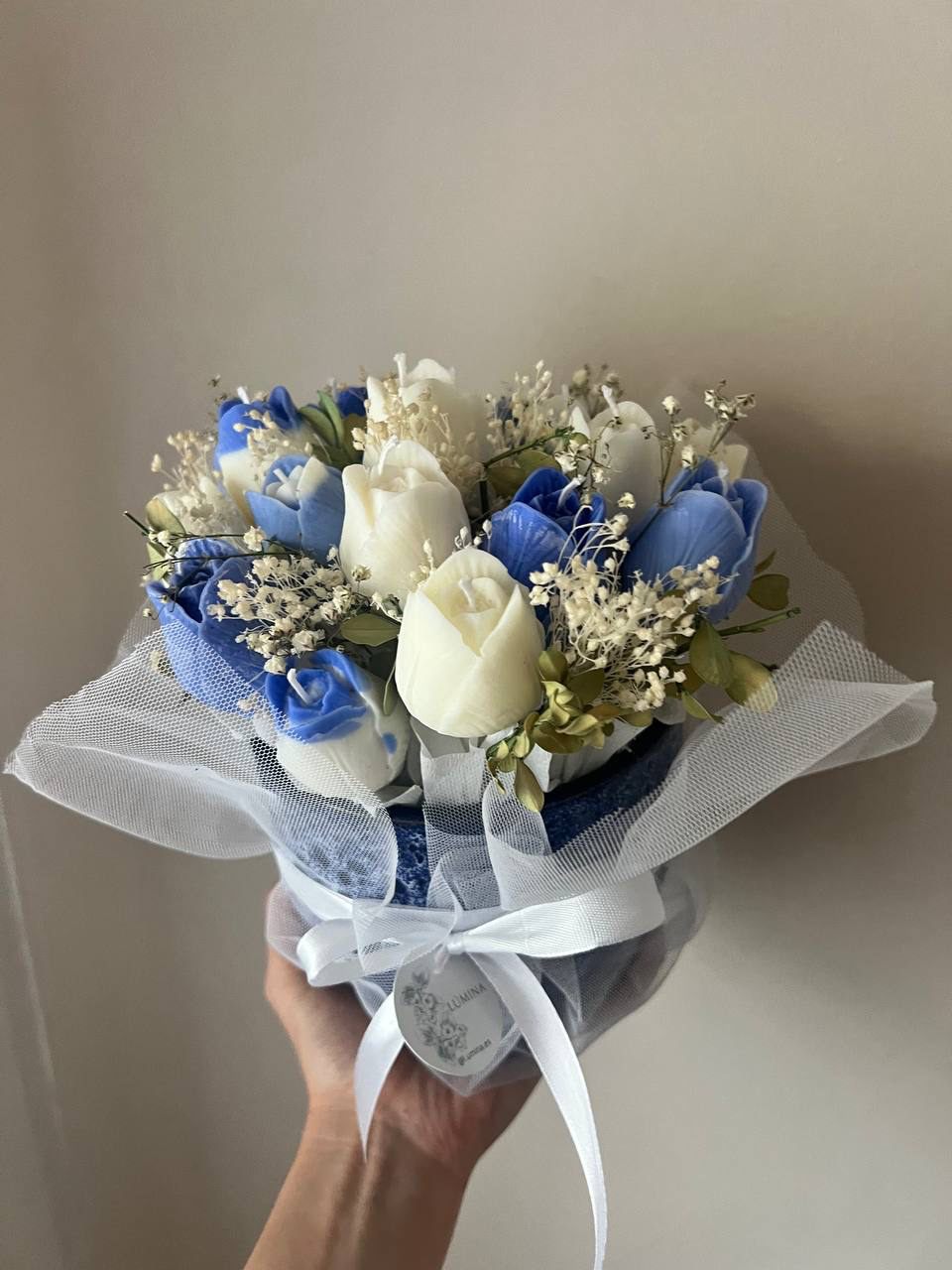 Ramo de flores de cera