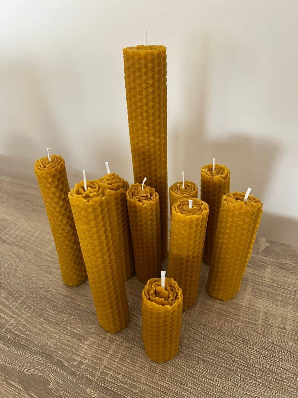 Velas cilíndricas de cera de abeja